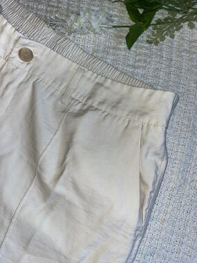 A NEW Day PLUS SIZE cream rayon Pants trouser w/pockets tag says sz 17